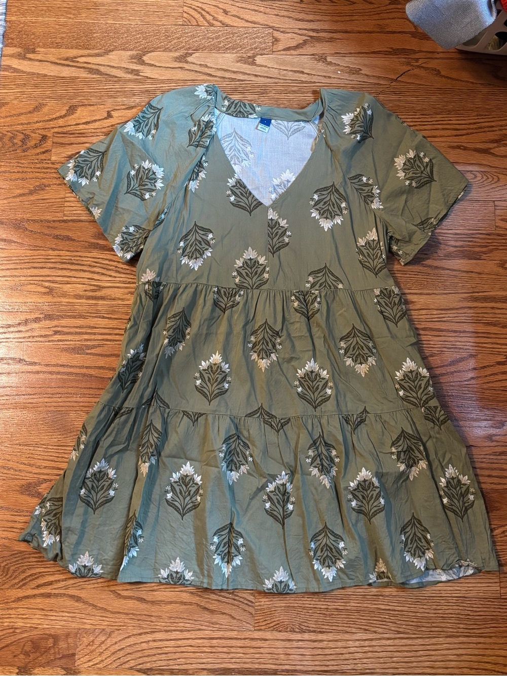 Old Navy Olive Floral Tiered Mini Dress Women's Large Cottagecore Boho Pockets